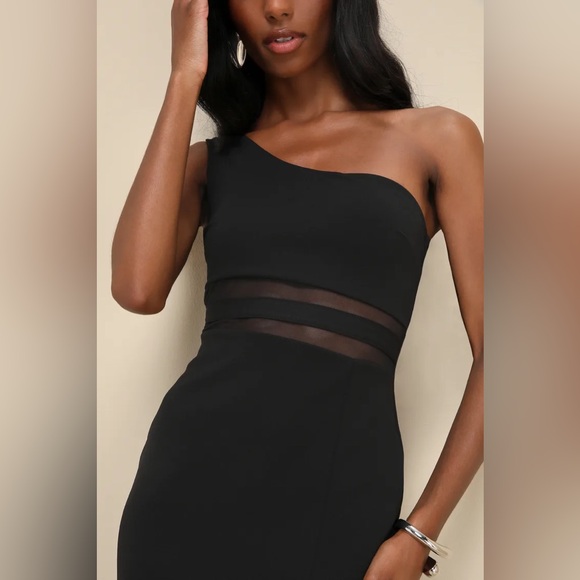 Lulus One Shoulder Bodycon Midi Dress - Picture 3 of 7